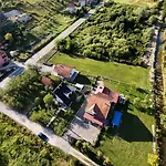 Zlaja Villa *