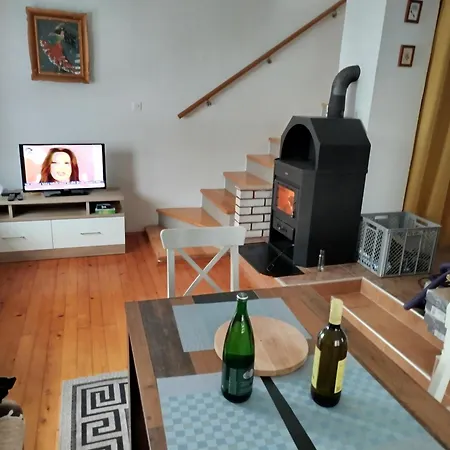 Zlaja Villa